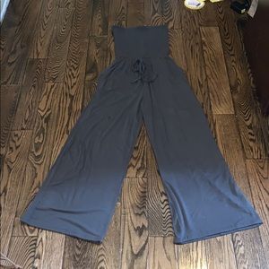 Zenana strapless romper size Medium dark grey